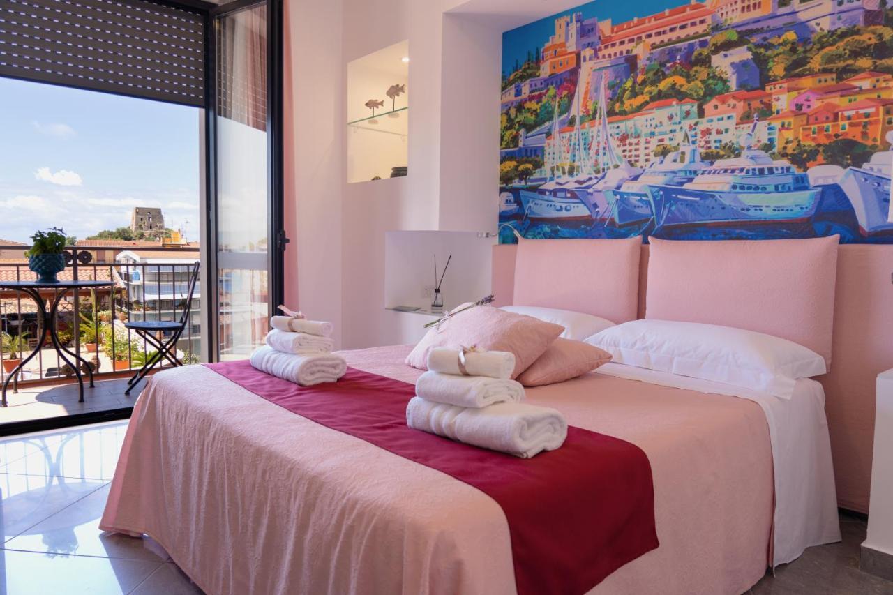 L'Orologio Guest Rooms Scalea Esterno foto